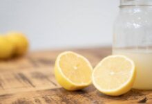 remove dark spots on face tang - lemon juice